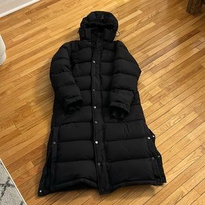 The Super Puff along in Black